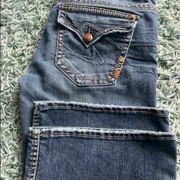 Womens Silver Jeans Tuesday Flap - Picture 7 of 10